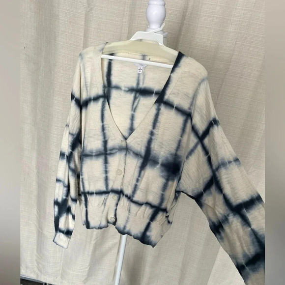 COPY - Women's Time and Tru Button Down Cardigan Sweater - Sz. XL - Picture 3 of 3